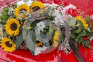 Floral decoration for bridal car