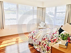 Floral-patterned winsome bedroom. interior design.