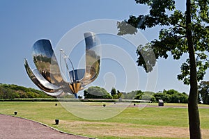 Floralis Generica Buenos Aires photo