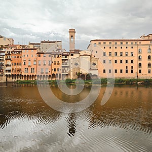 Florence buldings - river