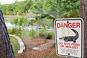 Florida alligator warning sign