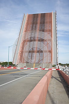 Puente levadizo 