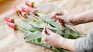 Florist business flower bouquet tulip craft jute