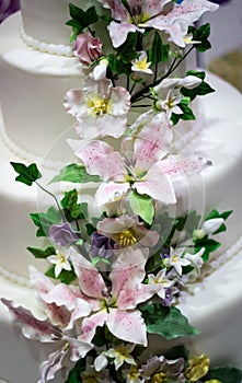 Flower cake decoration
