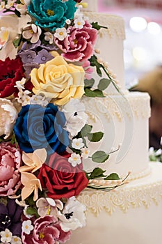 Flower cake decoration