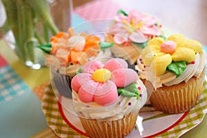 Flower cupcakes photo