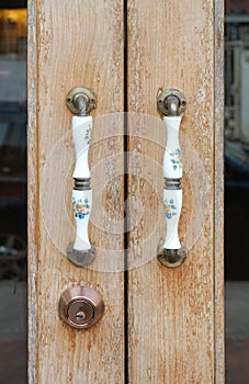 Flower pattern vintage door handle