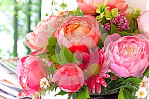 Flowers bouquet arrange for decoration in home photo