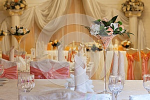 Flowers in the vase. Elegance table set up for wedding