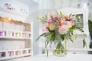 Flowers in the vase prepared for the first date present