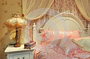 Flowery bedroom for female photo