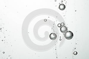 Flowing water bubbles