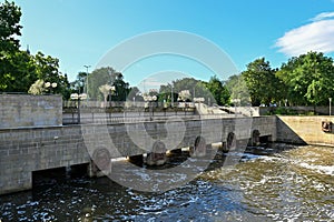 Flusswasserkunst - Hanover, Germany