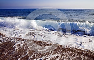 Foamy waves photo