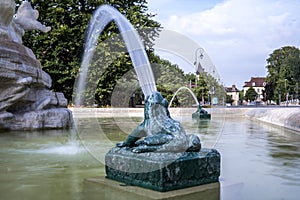 Fontaine dans la ville de Troyes
