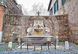 Fontana del Mascherone (Mascherone\'s Fountain)