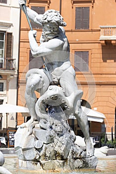 Fontana del Nettuno photo