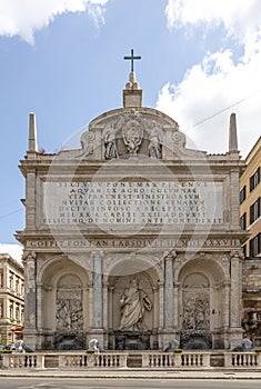 Fontana dell`Acqua Felice, Rome