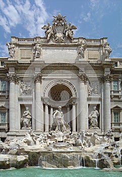 Fontana di Trevi photo