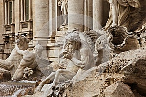 Fontana di Trevi photo