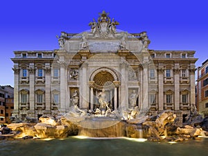 Fontana Di Trevi photo