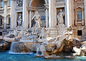 Fontana (Fountain) di Trevi in Roma (Rome) photo