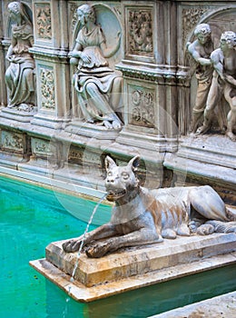 Fonte Gaia (Fountain of Joy), Piazza del Campo, Siena, Tuscany, photo