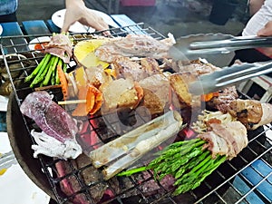 Food-Charcoal Barbecue