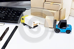 Food Delivery : Freight transportation or packages shipment in b