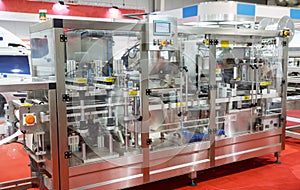 Food and drink exhibition packing machine