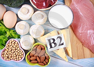 Food ingredients containing a large amount of vitamin B2 riboflavinum