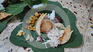 Food served in patravali