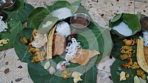 Food served in patravali