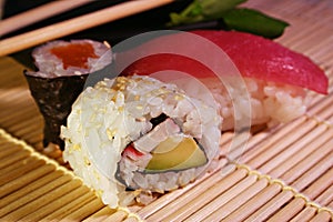 Food: sushi & maki