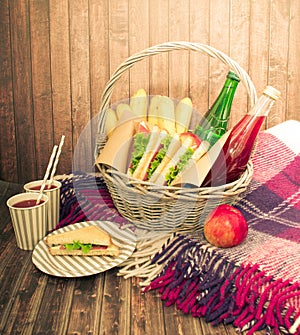 Food and things for a picnic