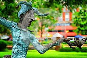 Fool Statue in Minnesota photo