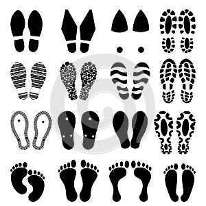 Foot prints vector set black and white