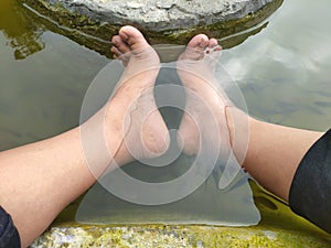 Foot terapi fish in the kolam photo