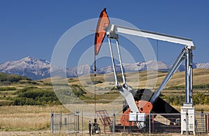 Foothills Oil Well photo