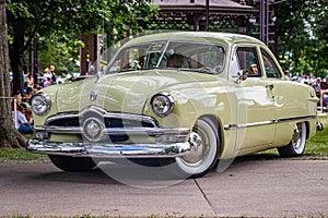 1950 Ford Custom Deluxe 2 Door Sedan
