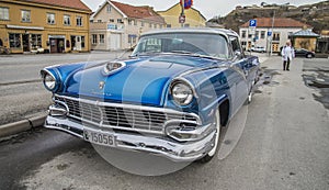 1956 ford fairlane crown victoria