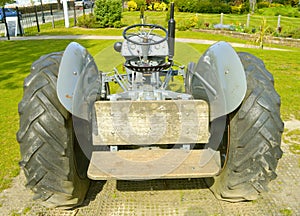 Ford-Ferguson N-series tractor photo