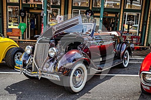 1936 Ford Model 68 Deluxe Club Cabriolet