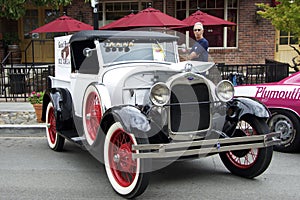 Ford 1928 Model A Roadster Pickup Truck