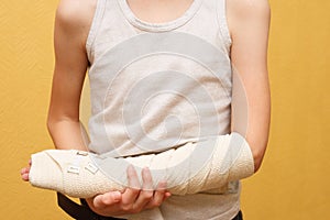 Forearm injury medical first aid fixing bandage