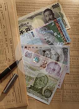 Foreign currencies notes