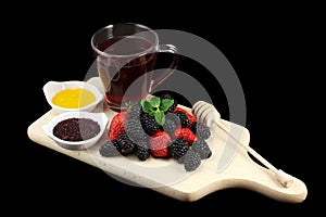 Forest fruits, tea and honey