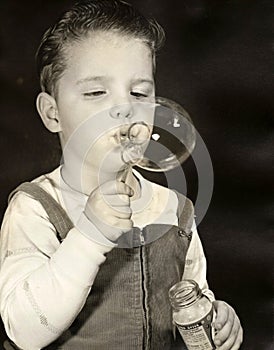 FOREVER BLOWING BUBBLES VINTAGE