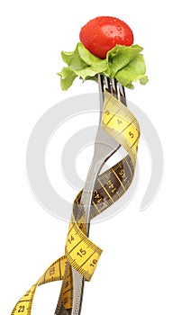 Fork with letucce and tomato