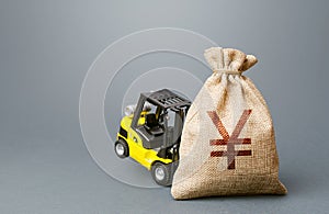 A forklift cannot lift a Yen yuan money bag. Strongest financial assistance, support of business and people. Fed interest rate.